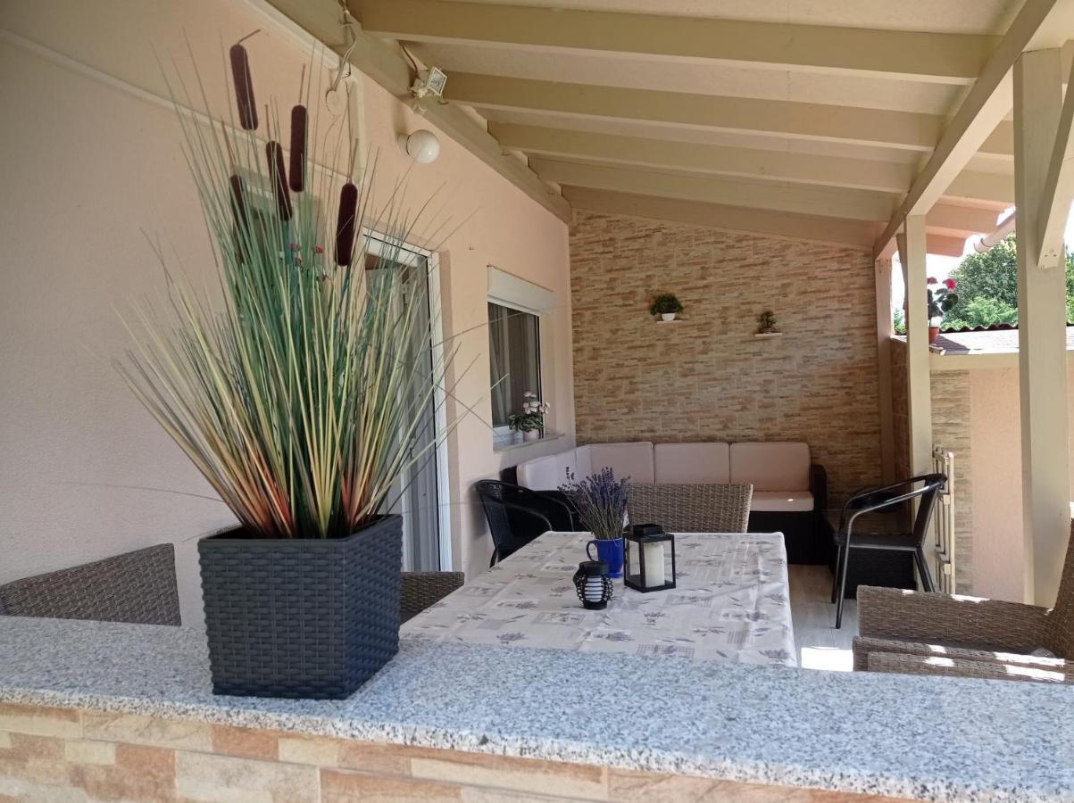 Sommer Ferienhaus Balatonszarszo Bagian luar foto